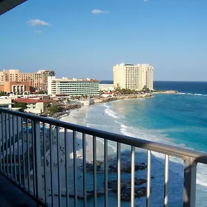 https://salvia-cancun.quintano-roohotels.com